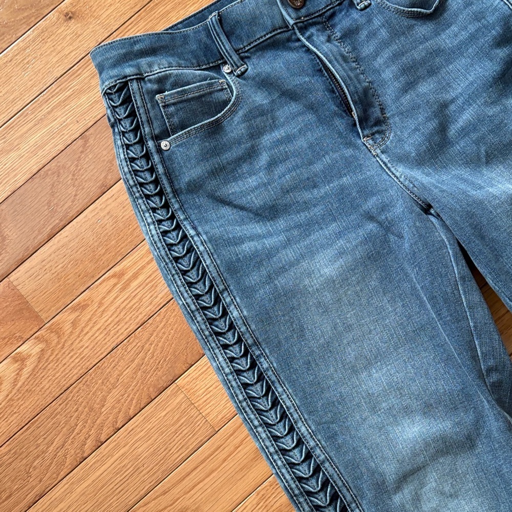 White House Black Market Blue Skinny Jeans with Side Pattern - Picture 6 of 9